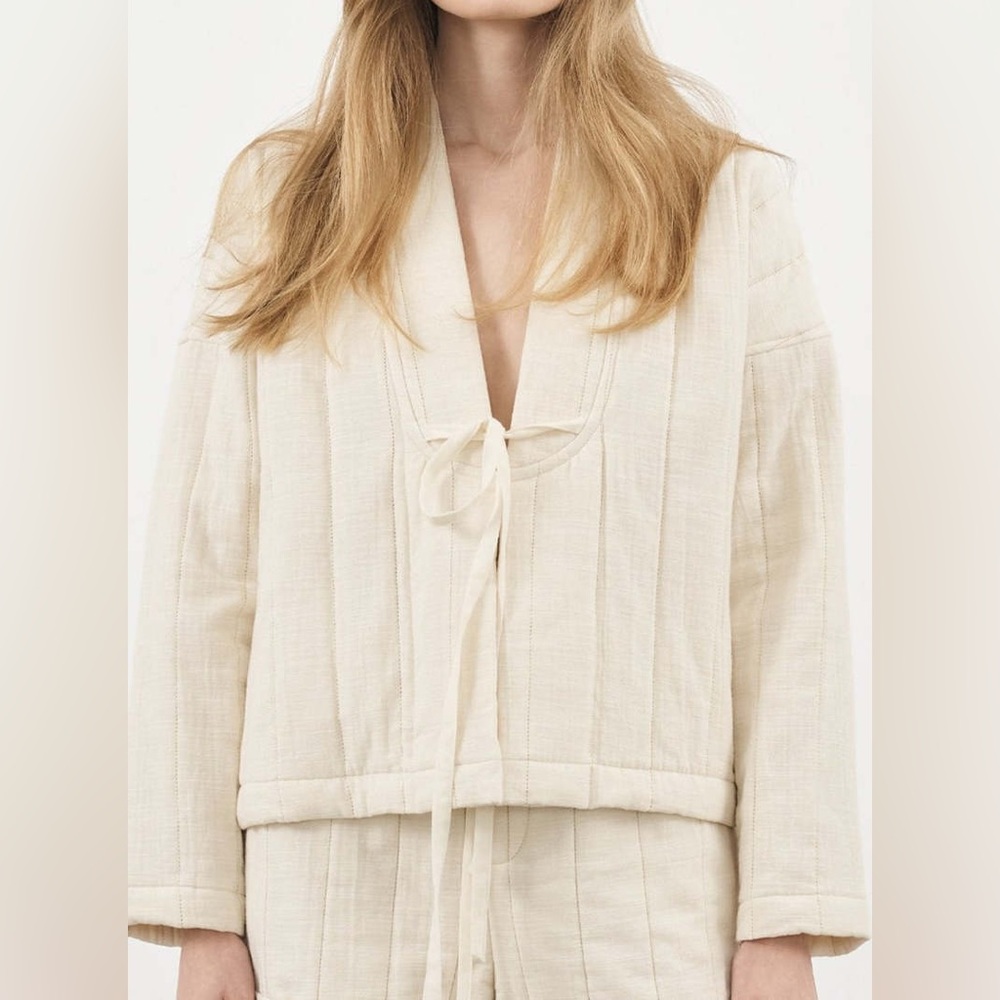 The Handloom- Quilted Jacket in Natural size S/M like new